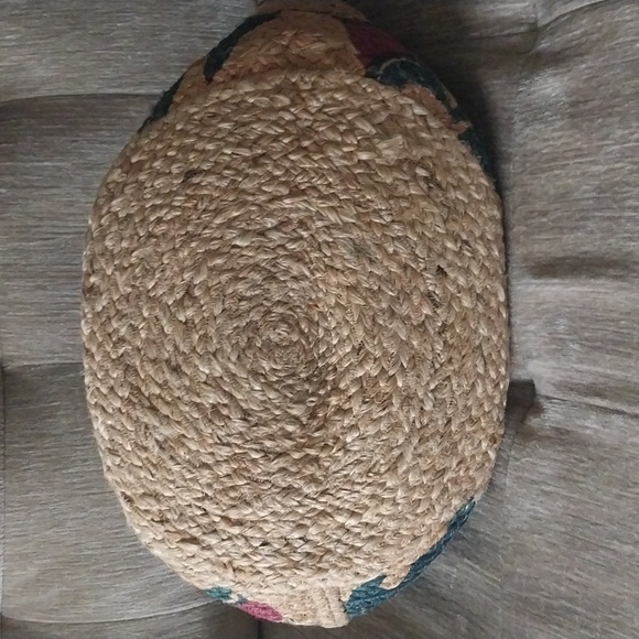 ⭐️ Host Pick ⭐️ NWOT Olivia Miller Stylish Woven Tote Bag with Square Handle - Picture 5 of 8